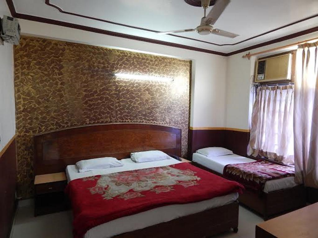 Airport Hotel Paradise International 新德里 外观 照片
