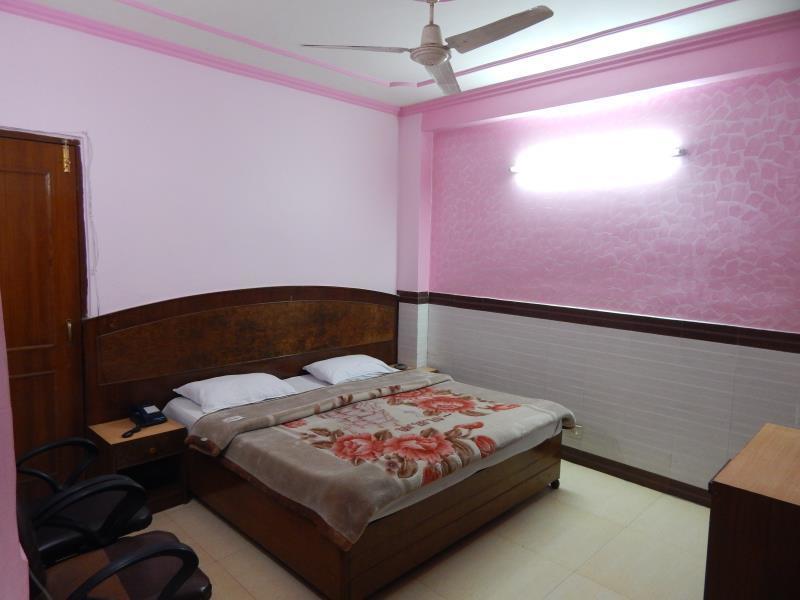 Airport Hotel Paradise International 新德里 外观 照片