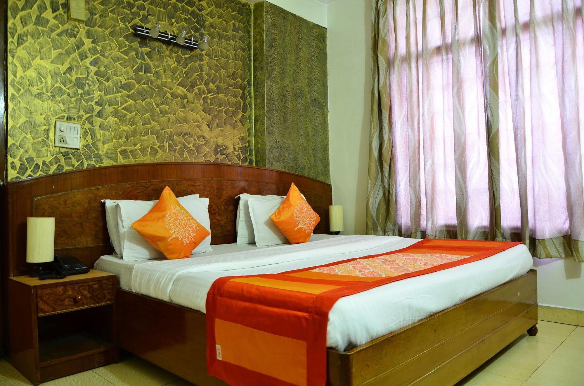 Airport Hotel Paradise International 新德里 外观 照片